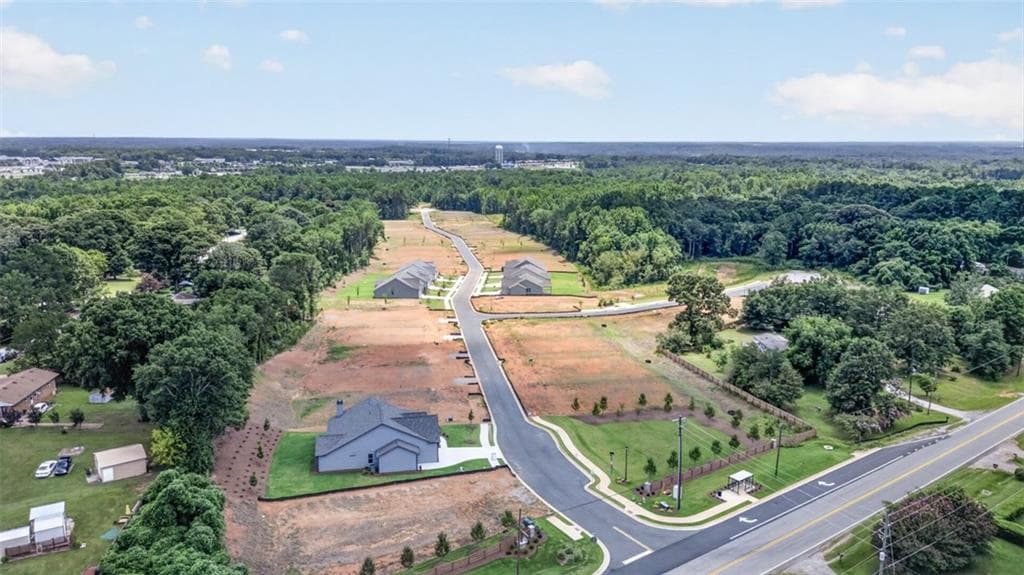 3 bedroom, 2 bathroom, 1,510 sq ft single family residence for sale at 2012 Oconee Bluff Drive, Athens, GA 30601 — photo 3
