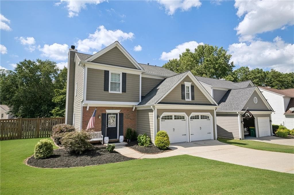3 bedroom, 3 bathroom, 1,804 sq ft single family residence for sale at 500 Rosedown Way, Johns Creek, GA 30022 — photo 3