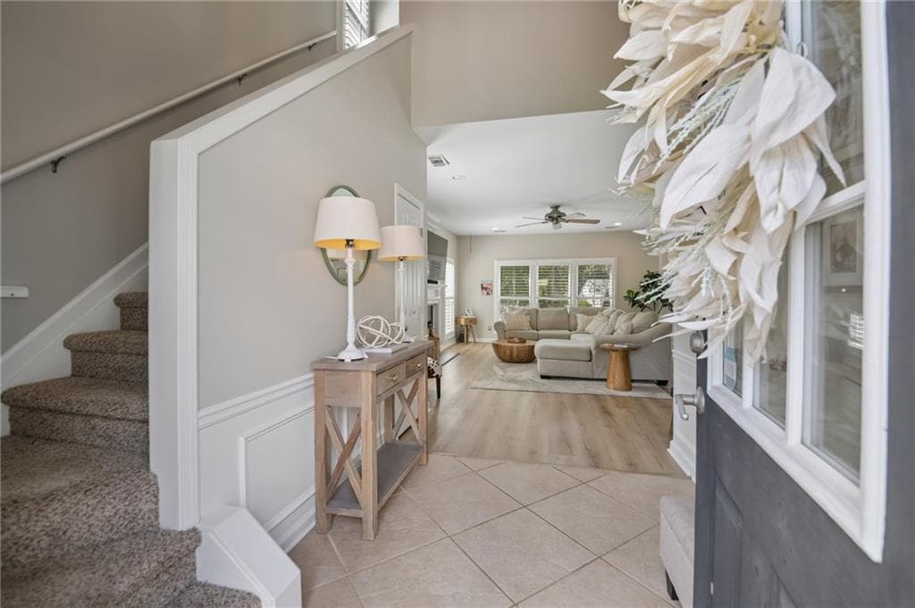 3 bedroom, 3 bathroom, 1,804 sq ft single family residence for sale at 500 Rosedown Way, Johns Creek, GA 30022 — photo 4