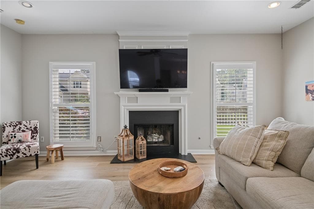 3 bedroom, 3 bathroom, 1,804 sq ft single family residence for sale at 500 Rosedown Way, Johns Creek, GA 30022 — photo 7