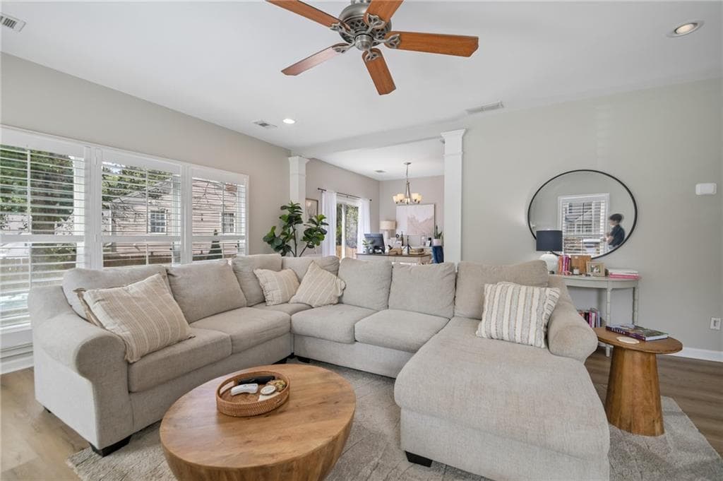 3 bedroom, 3 bathroom, 1,804 sq ft single family residence for sale at 500 Rosedown Way, Johns Creek, GA 30022 — photo 9