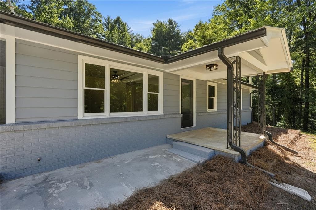 3 bedroom, 2 bathroom, 1,568 sq ft single family residence under contract at 3512 Camp Wahsega Road, Dahlonega, GA 30533 — photo 8