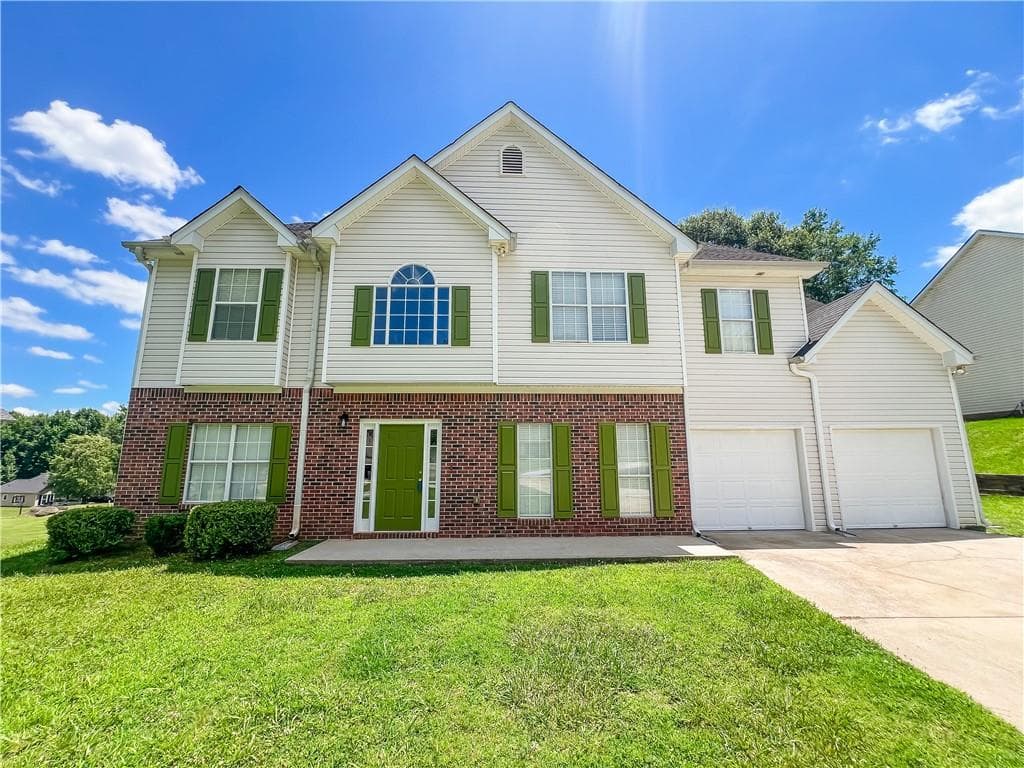 4 bedroom, 4 bathroom, 3,369 sq ft single family residence under contract at 140 Dearing Woods Way, Covington, GA 30014