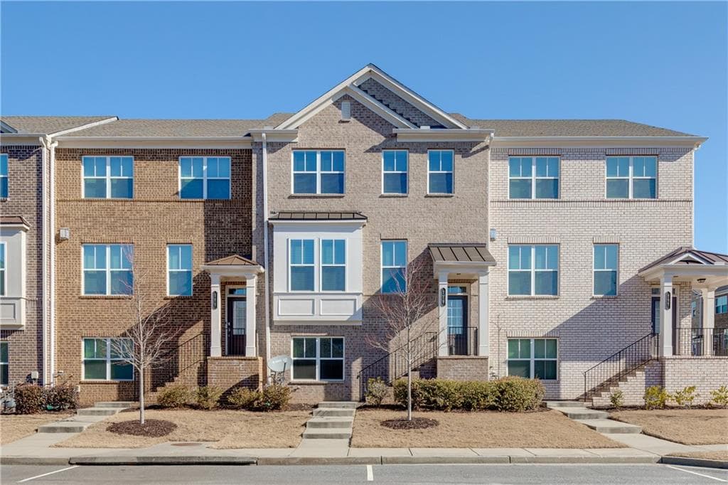 4 bedroom, 4 bathroom, 2,859 sq ft townhouse for rent at 770 Sunset Park Drive, Suwanee, GA 30024 for $2,700 a month — photo 1 of 30