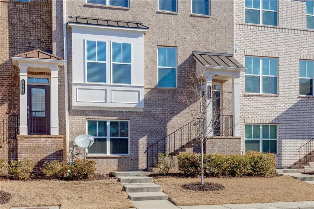 4 bedroom, 4 bathroom, 2,859 sq ft townhouse for rent at 770 Sunset Park Drive, Suwanee, GA 30024 for $2,700 a month — photo 3