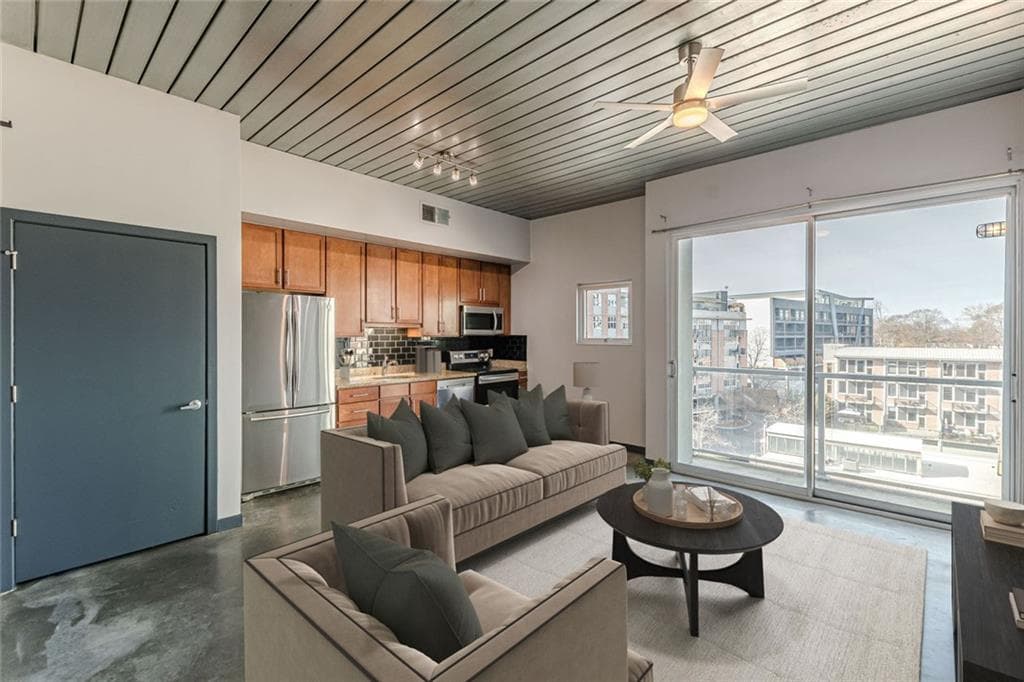 1 bedroom, 1 bathroom, 695 sq ft condominium for rent at 620 Glen Iris Drive 501, Atlanta, GA 30308 for $1,795 a month — photo 2