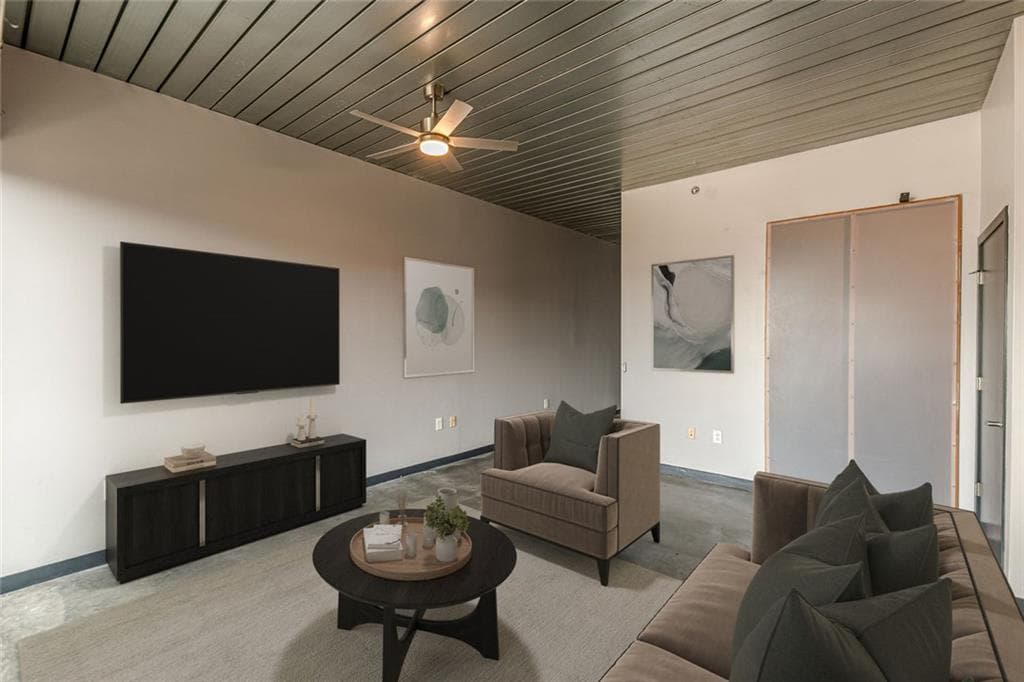 1 bedroom, 1 bathroom, 695 sq ft condominium for rent at 620 Glen Iris Drive 501, Atlanta, GA 30308 for $1,795 a month — photo 3