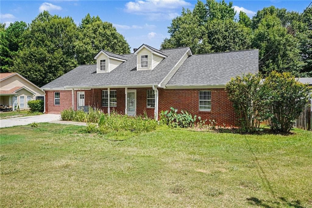 4 bedroom, 2 bathroom, 1,864 sq ft single family residence under contract at 3 Bonnie Glen Lane, Hampton, GA 30228 — photo 2