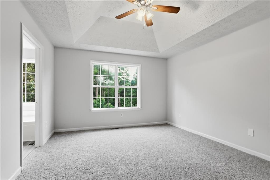 4 bedroom, 3 bathroom, 1,436 sq ft single family residence for sale at 31 Stiles Court, Cartersville, GA 30120 — photo 4