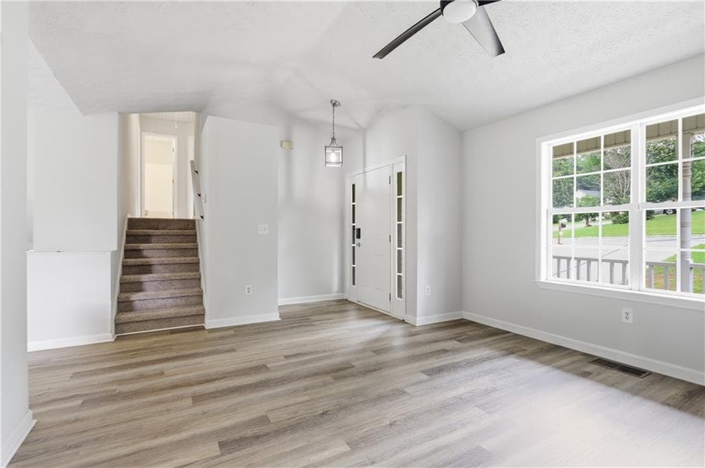 4 bedroom, 3 bathroom, 1,436 sq ft single family residence for sale at 31 Stiles Court, Cartersville, GA 30120 — photo 7