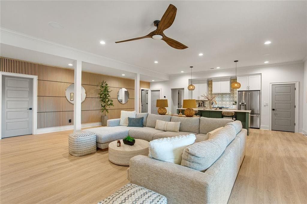 5 bedroom, 5 bathroom, 6,463 sq ft single family residence under contract at 2825 Cork Street, Braselton, GA 30517 — photo 8