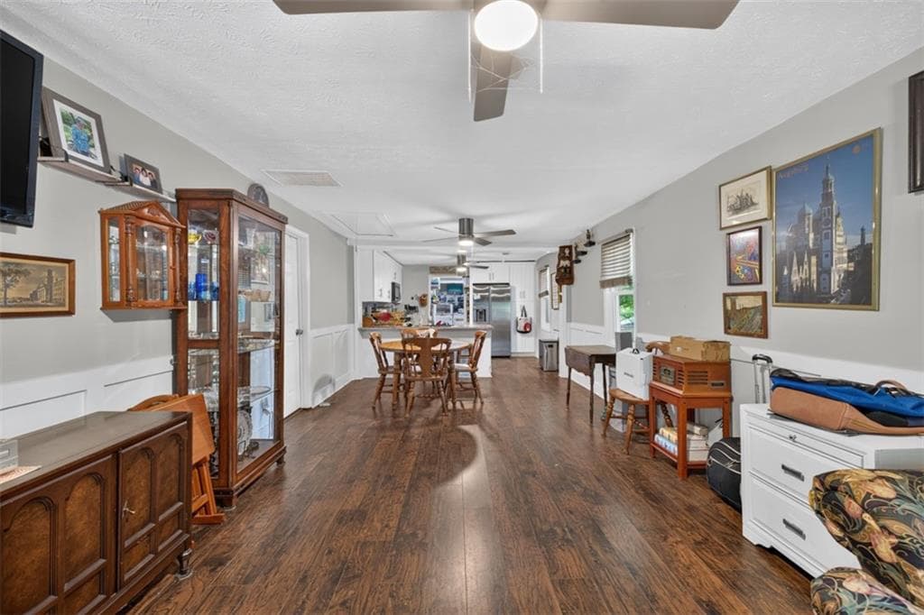 3 bedroom, 2 bathroom, 1,276 sq ft single family residence for sale at 421 Maple Lane, Monroe, GA 30655 — photo 6