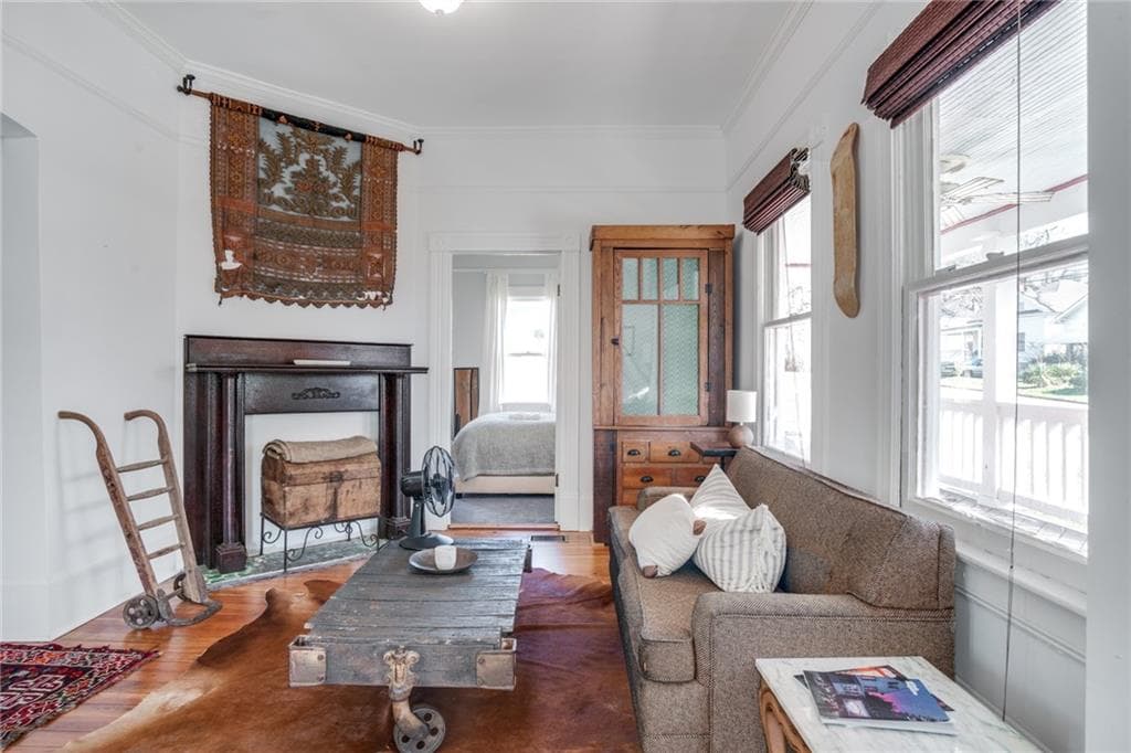 3 bedroom, 2 bathroom, 2,012 sq ft single family residence for rent at 1433 Desoto Avenue, Atlanta, GA 30310 for $2,600 a month — photo 5