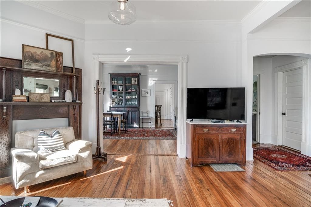 3 bedroom, 2 bathroom, 2,012 sq ft single family residence for rent at 1433 Desoto Avenue, Atlanta, GA 30310 for $2,600 a month — photo 6
