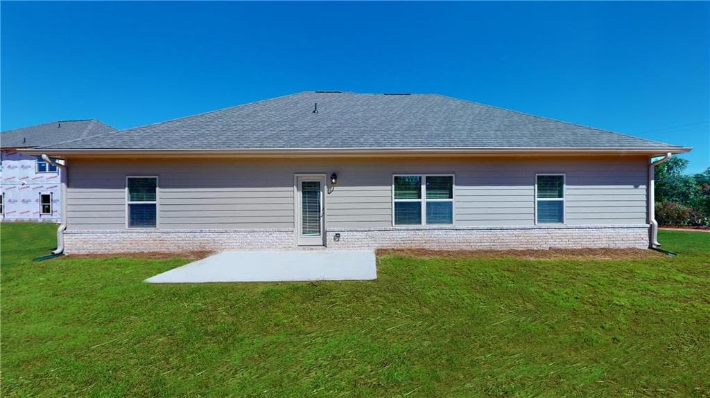 3 bedroom, 2 bathroom, 1,826 sq ft single family residence for sale at 1041 Holliday Pass 24, Griffin, GA 30223 — photo 2