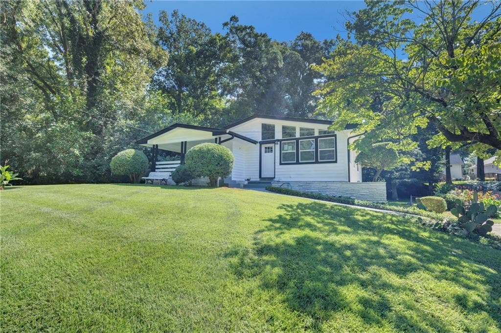 4 bedroom, 3 bathroom, 1,566 sq ft single family residence for sale at 1914 Normal Street, Decatur, GA 30032