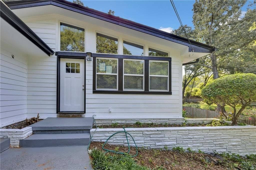 4 bedroom, 3 bathroom, 1,566 sq ft single family residence for sale at 1914 Normal Street, Decatur, GA 30032 — photo 2