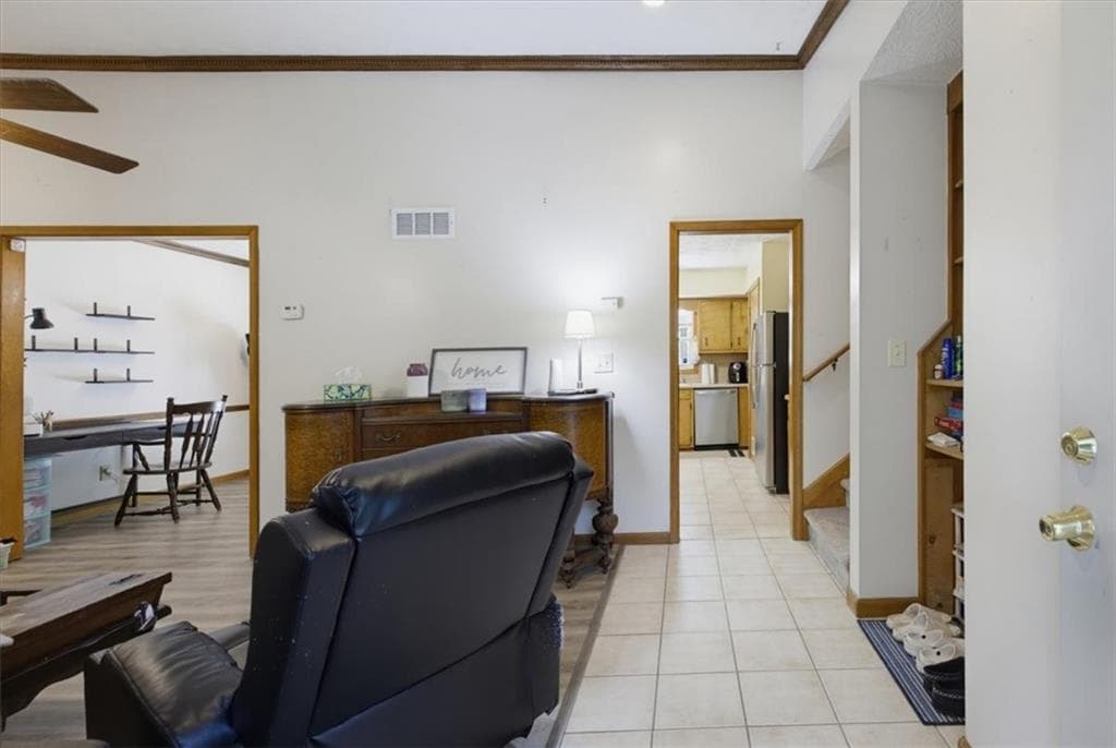 3 bedroom, 2 bathroom, 1,914 sq ft single family residence for sale at 3618 Waverly Oaks Way, Snellville, GA 30039 — photo 10