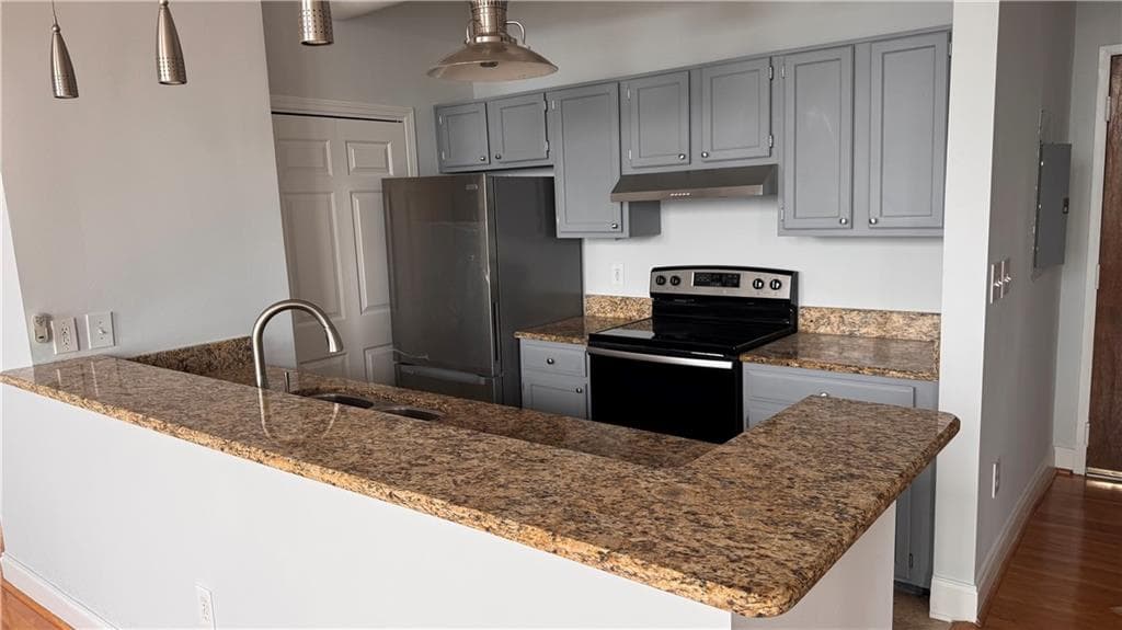 2 bedroom, 2 bathroom, 954 sq ft condominium for sale at 32 Peachtree Street 1506, Atlanta, GA 30303 — photo 8