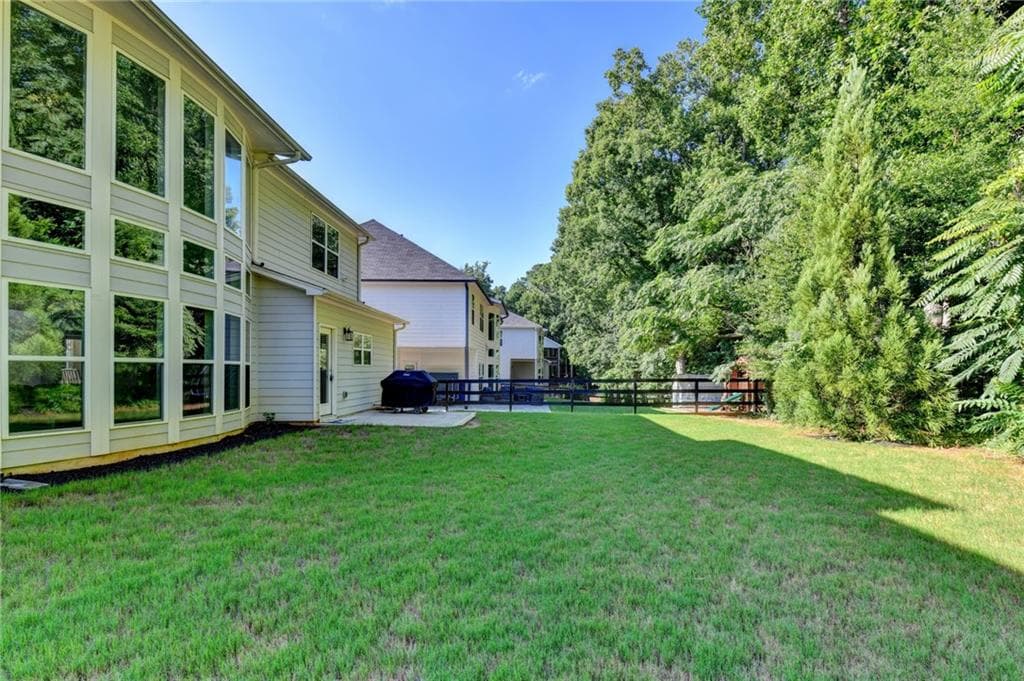 5 bedroom, 4 bathroom, 3,362 sq ft single family residence for sale at 232 Wild Rose Circle, Canton, GA 30115 — photo 5