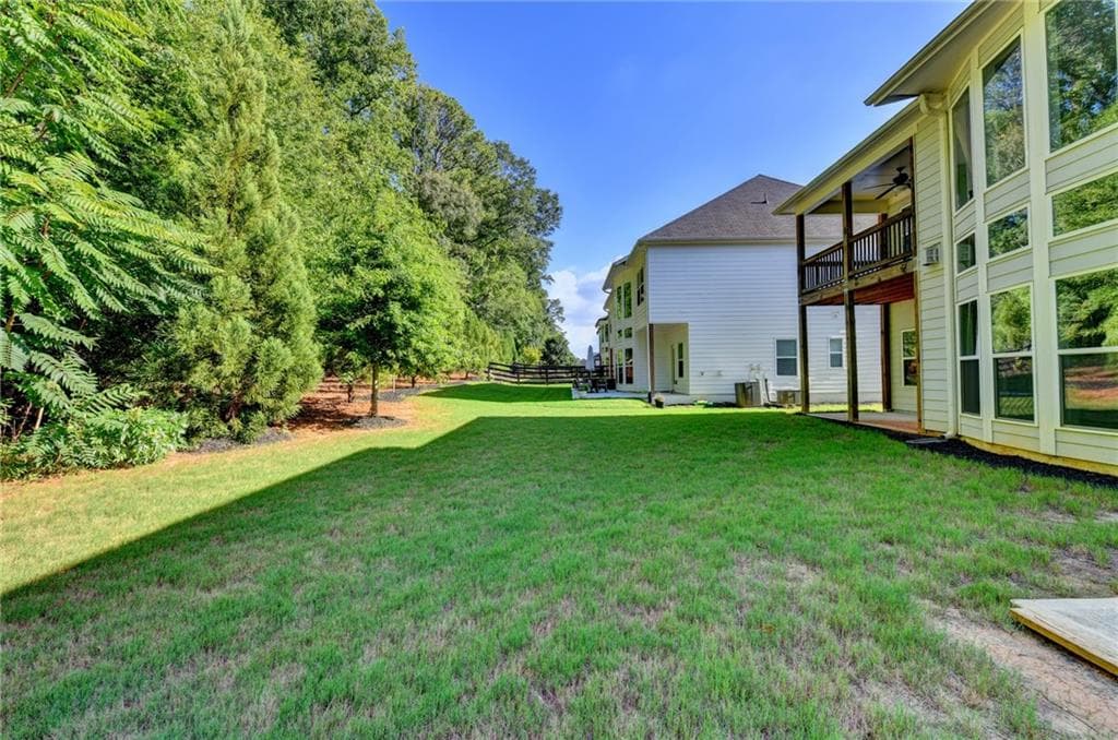 5 bedroom, 4 bathroom, 3,362 sq ft single family residence for sale at 232 Wild Rose Circle, Canton, GA 30115 — photo 6