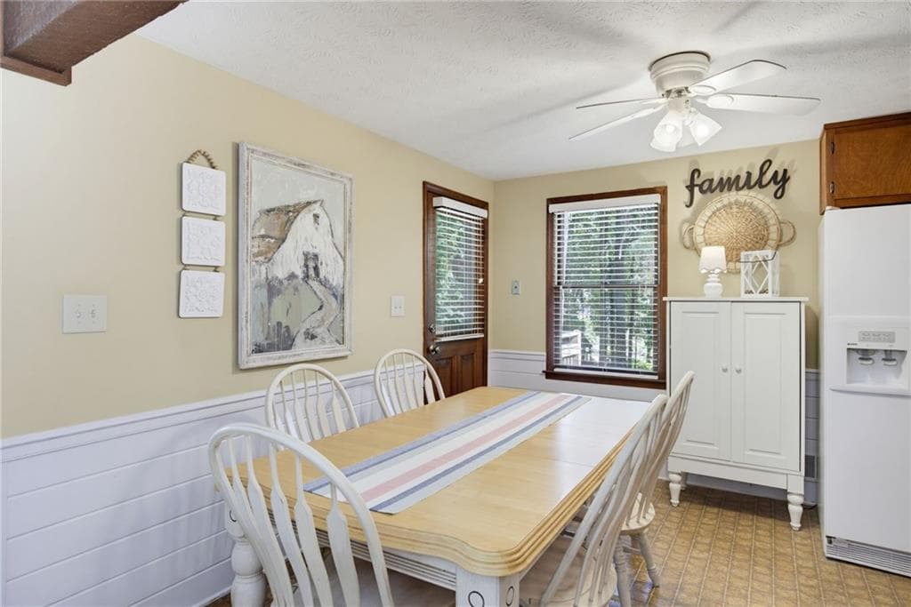 3 bedroom, 2 bathroom, 1,619 sq ft single family residence for sale at 3922 Butterfield Drive, Kennesaw, GA 30152 — photo 10