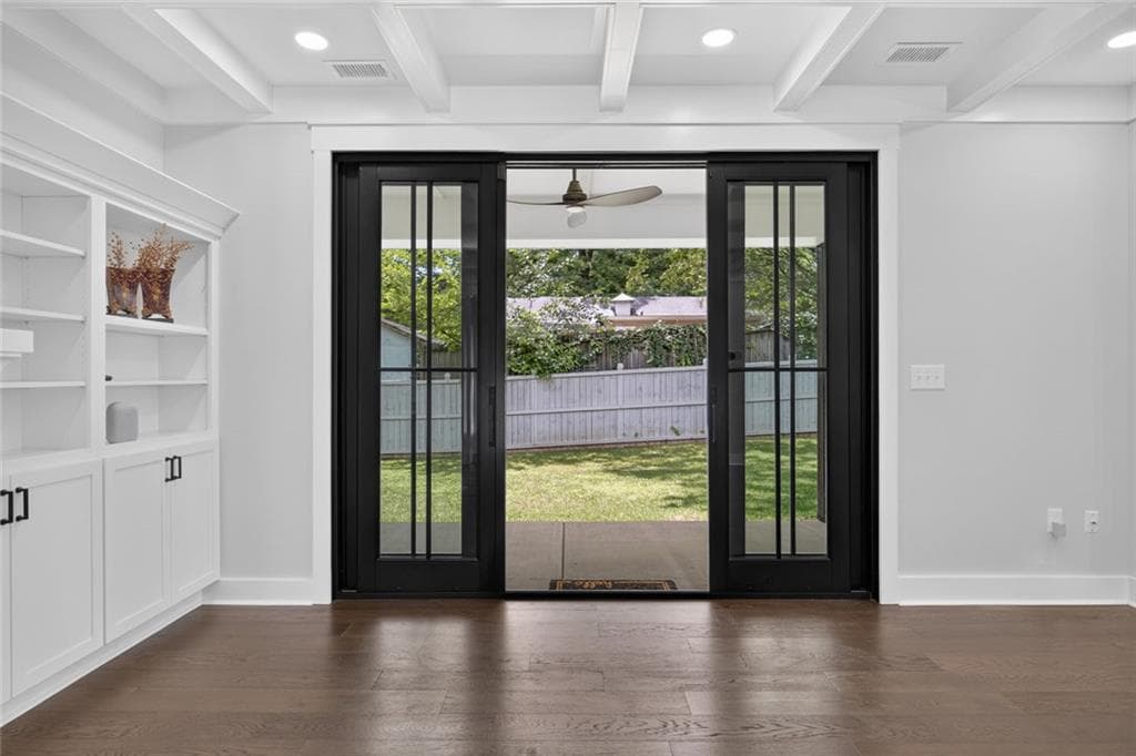 4 bedroom, 4 bathroom, 2,459 sq ft single family residence for sale at 144 Jackson Circle, Marietta, GA 30060 — photo 6