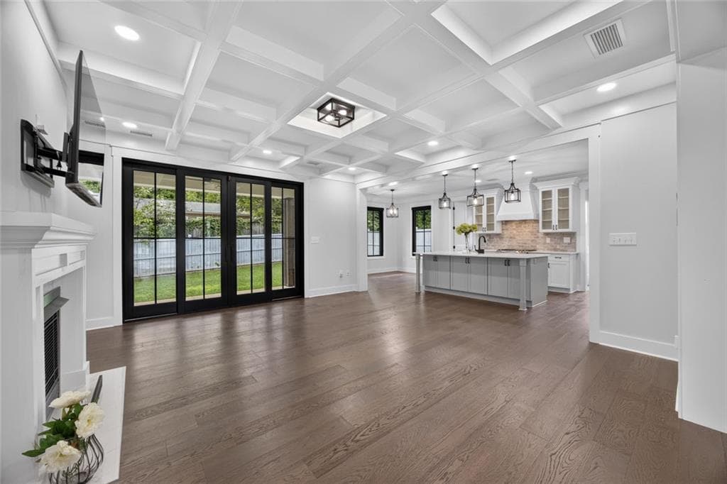 4 bedroom, 4 bathroom, 2,459 sq ft single family residence for sale at 144 Jackson Circle, Marietta, GA 30060 — photo 7