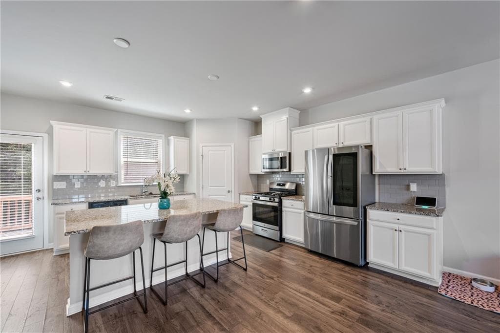3 bedroom, 3 bathroom, 1,897 sq ft townhouse for sale at 211 Mahone Drive, Lilburn, GA 30047 — photo 10
