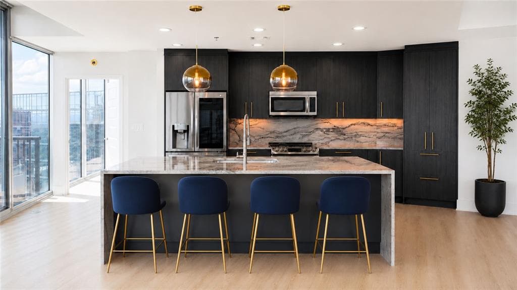 2 bedroom, 3 bathroom, 1,505 sq ft condominium for rent at 1080 Peachtree Street 3403, Atlanta, GA 30309 for $5,200 a month — photo 9