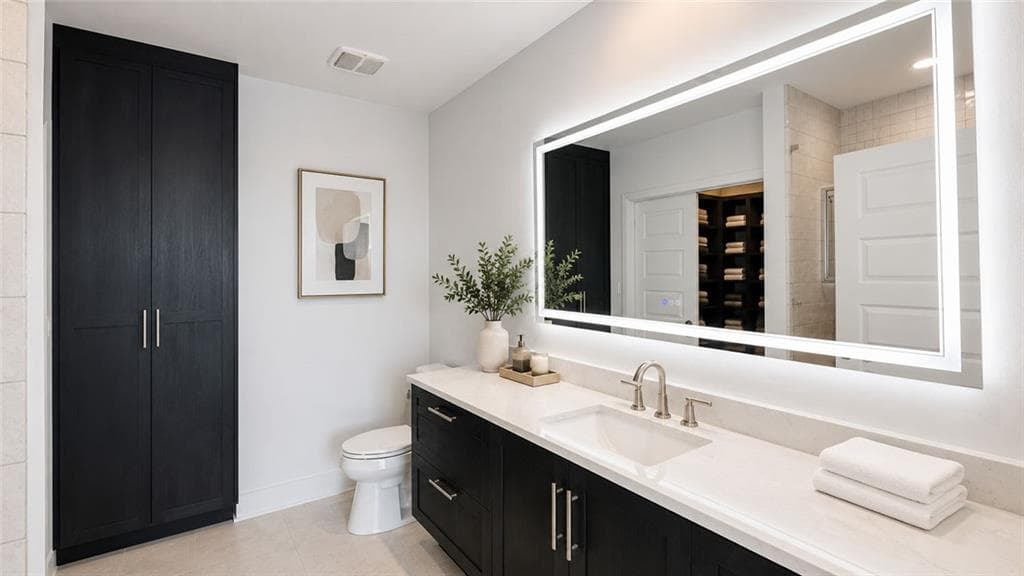 2 bedroom, 3 bathroom, 1,505 sq ft condominium for rent at 1080 Peachtree Street 3403, Atlanta, GA 30309 for $5,200 a month — photo 10