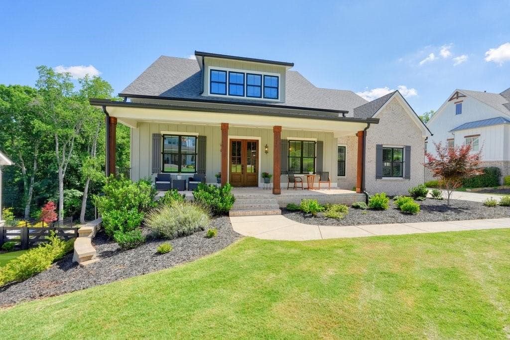 4 bedroom, 5 bathroom, 4,900 sq ft single family residence for sale at 4445 Pebble Rock Drive, Cumming, GA 30041 — photo 2