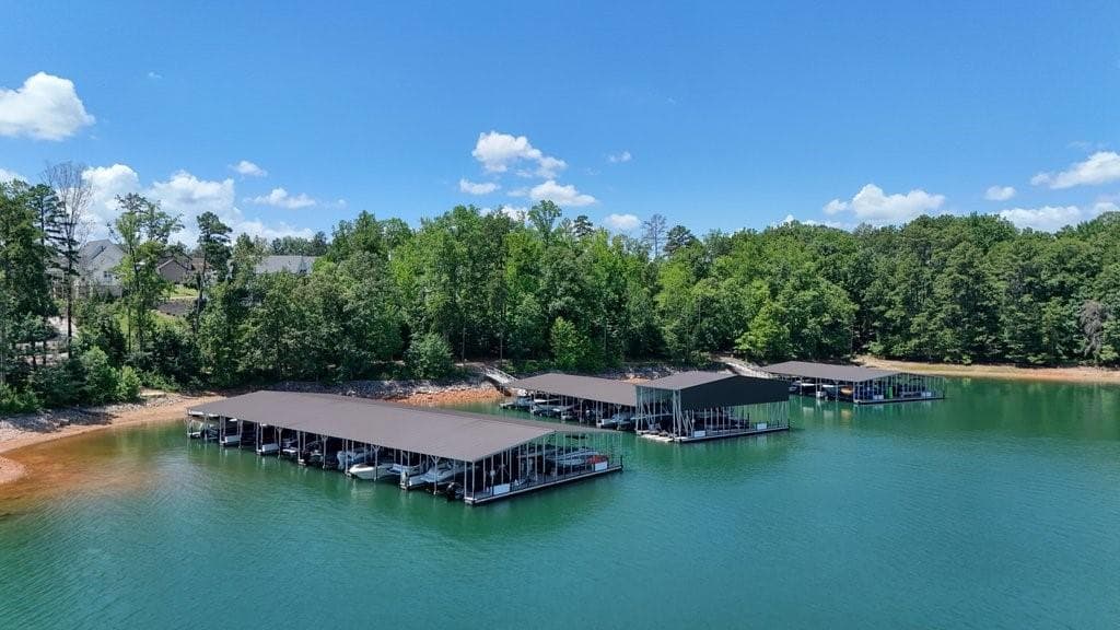 4 bedroom, 5 bathroom, 4,900 sq ft single family residence for sale at 4445 Pebble Rock Drive, Cumming, GA 30041 — photo 4