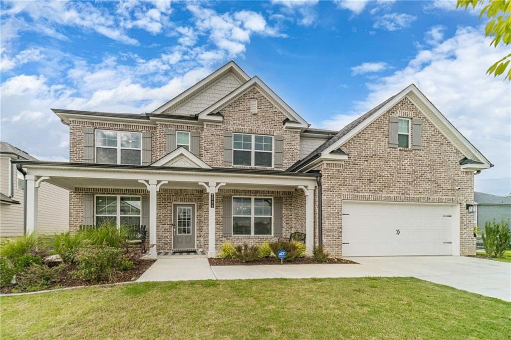 5 bedroom, 4 bathroom, 3,006 sq ft single family residence for sale at 2532 Brown Dove Way, Grayson, GA 30017