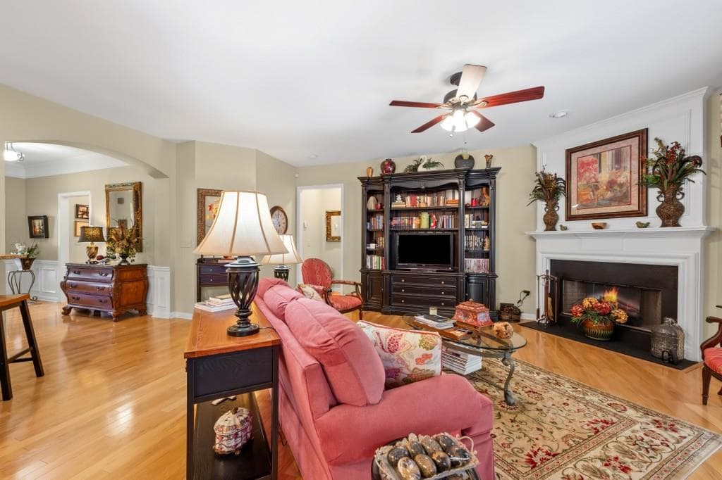 2 bedroom, 2 bathroom, 1,693 sq ft single family residence under contract at 1081 Spring Station Road, Greensboro, GA 30642 — photo 6