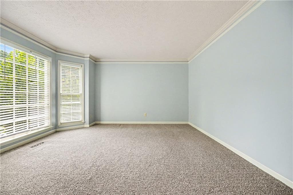 4 bedroom, 3 bathroom, 2,852 sq ft single family residence under contract at 4540 Apache Court, Kennesaw, GA 30152 — photo 7
