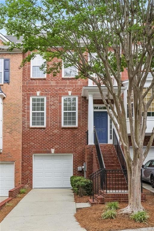 other under contract at 403 Iona Abbey Court, Smyrna, GA 30082 — photo 2