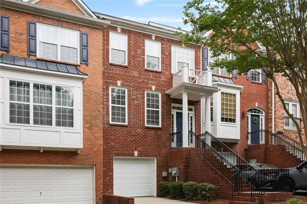 other under contract at 403 Iona Abbey Court, Smyrna, GA 30082 — photo 3