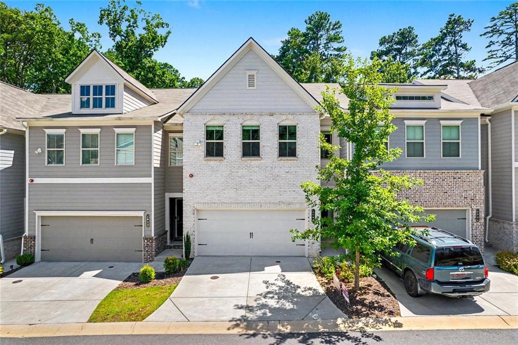 3 bedroom, 3 bathroom, 2,032 sq ft townhouse sold at 1008 Broadview Drive, Marietta, GA 30062