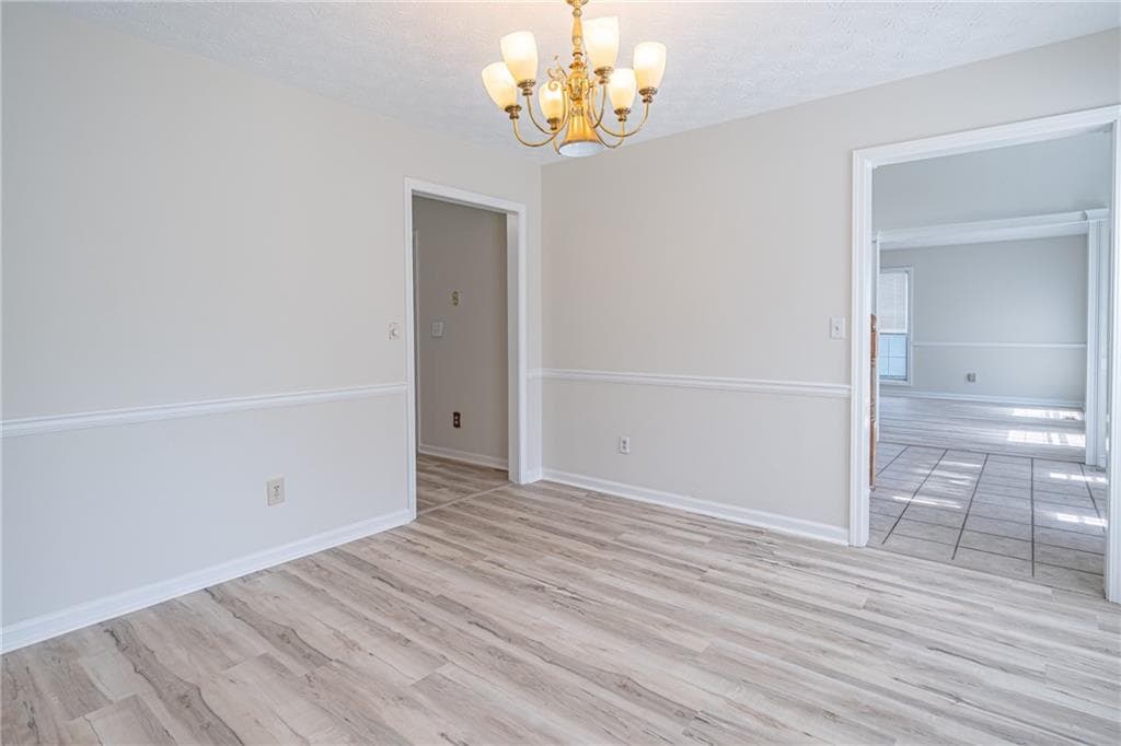 3 bedroom, 3 bathroom, 2,432 sq ft single family residence for rent at 2402 Betsy Court, Marietta, GA 30008 for $1,950 a month — photo 8