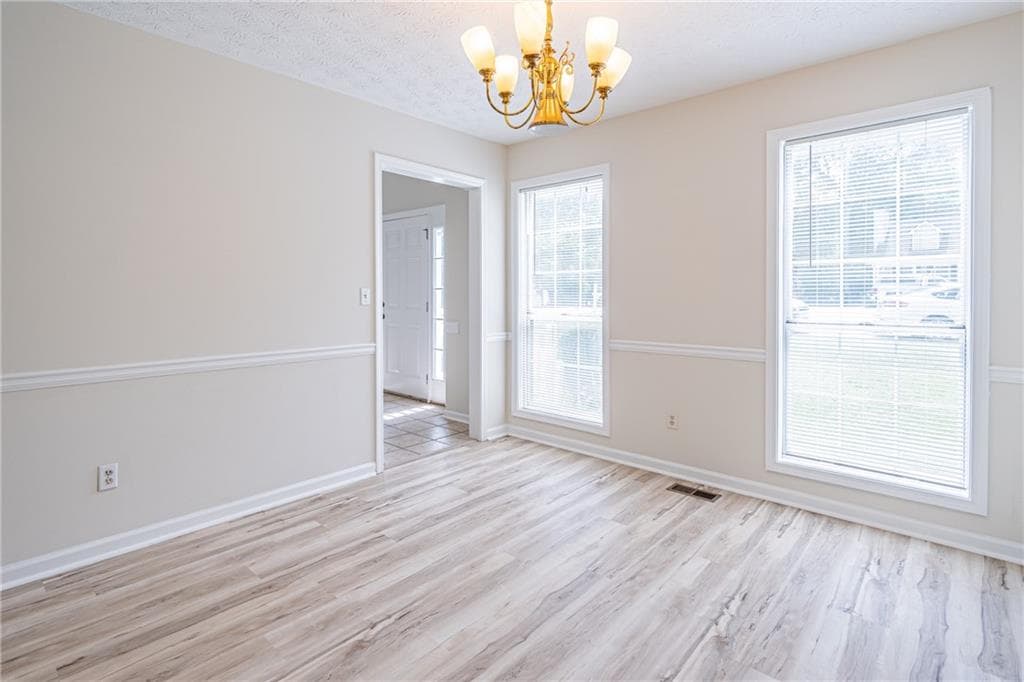 3 bedroom, 3 bathroom, 2,432 sq ft single family residence for rent at 2402 Betsy Court, Marietta, GA 30008 for $1,950 a month — photo 9