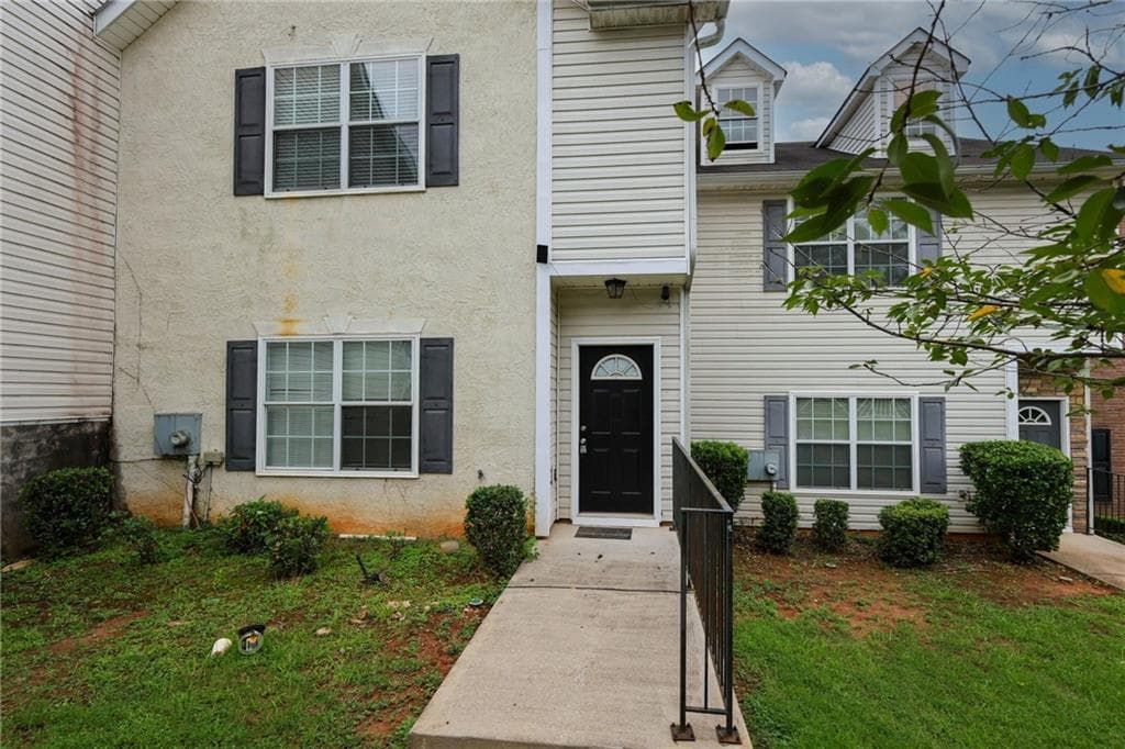 3 bedroom, 3 bathroom, 1,530 sq ft townhouse for rent at 7705 Commerce Court, Riverdale, GA 30296 for $1,640 a month — photo 3