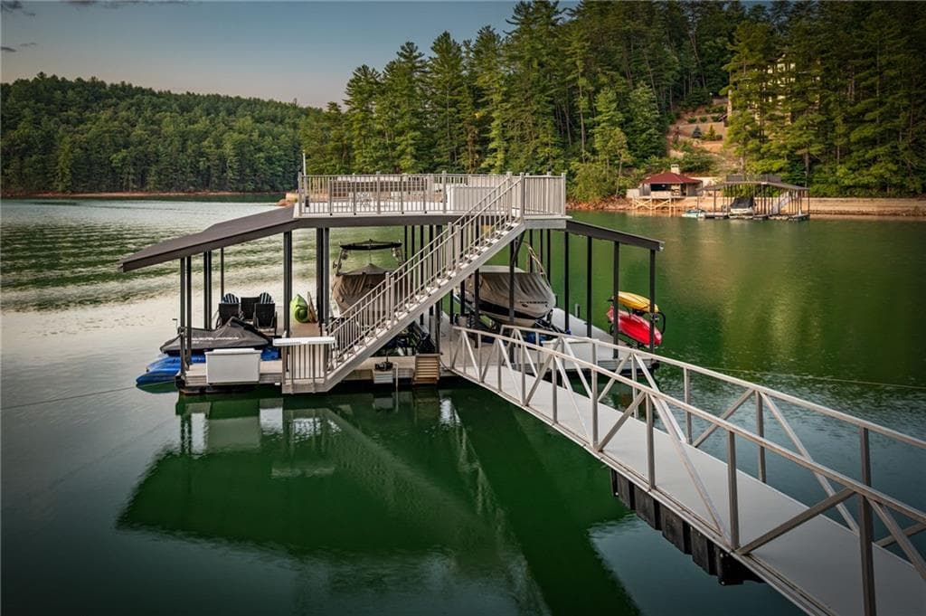 5 bedroom, 7 bathroom, 5,373 sq ft single family residence for sale at 73 Tall Timber Lane, Blue Ridge, GA 30513 — photo 8