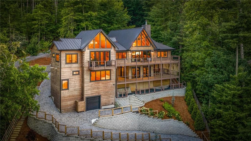 5 bedroom, 7 bathroom, 5,373 sq ft single family residence for sale at 73 Tall Timber Lane, Blue Ridge, GA 30513 — photo 10