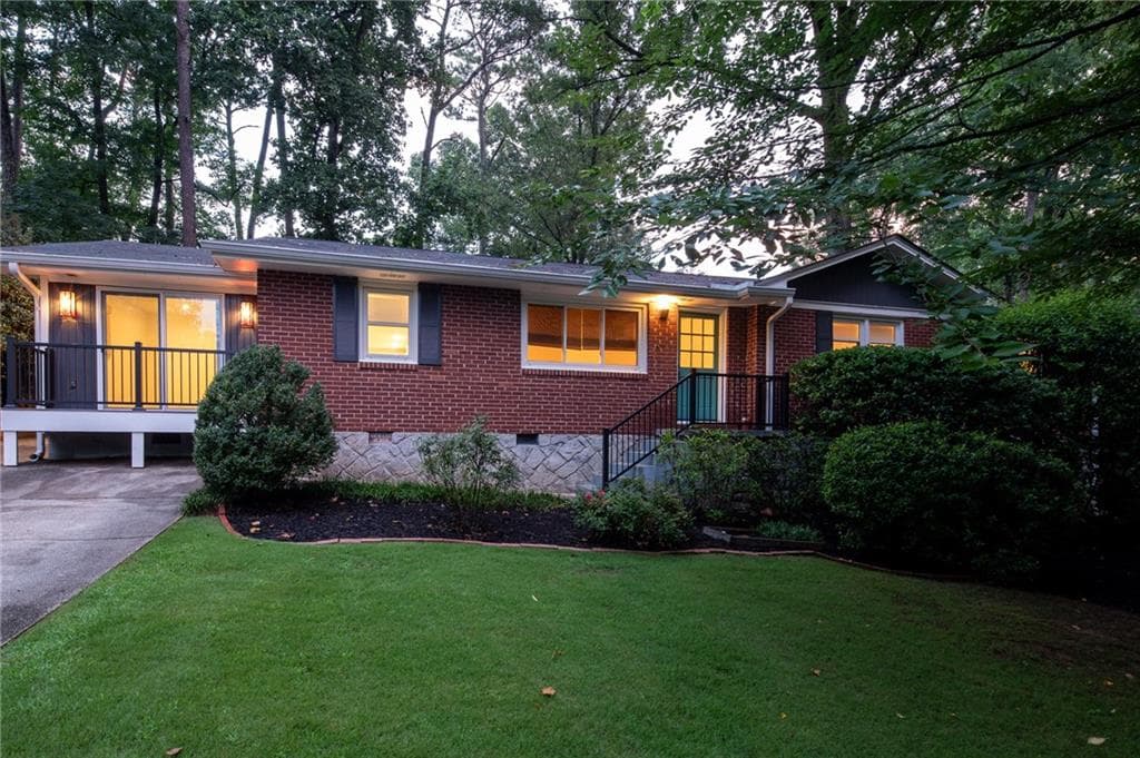 3 bedroom, 3 bathroom, 1,785 sq ft single family residence for sale at 1170 N Druid Woods Court, Decatur, GA 30033 — photo 4