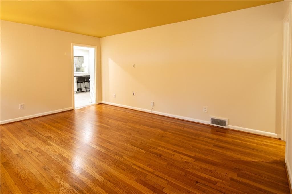 3 bedroom, 3 bathroom, 1,785 sq ft single family residence for sale at 1170 N Druid Woods Court, Decatur, GA 30033 — photo 10
