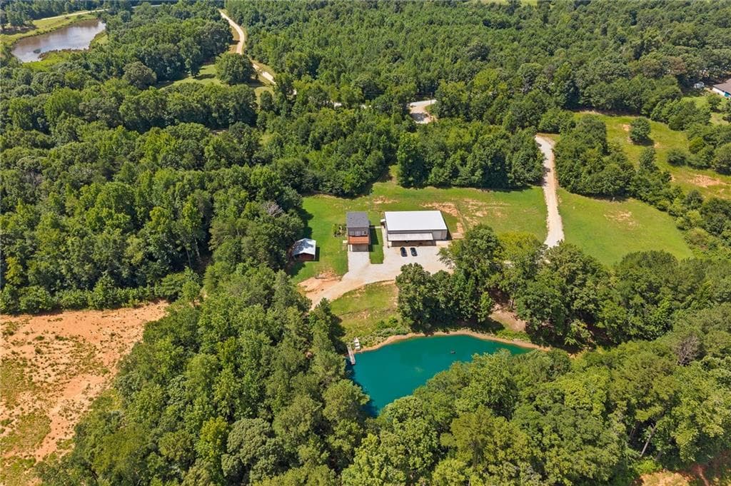 3 bedroom, 3 bathroom, 5,190 sq ft single family residence for sale at 221 Columbus Drive, Homer, GA 30547 — photo 4