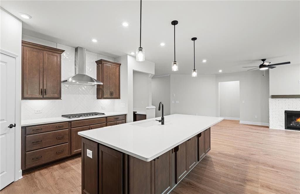 4 bedroom, 4 bathroom, 2,609 sq ft single family residence under contract at 7230 Thistle Down Way, Flowery Branch, GA 30542 — photo 5