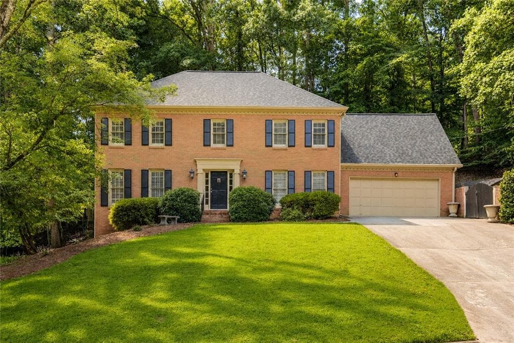 4 bedroom, 4 bathroom, 2,687 sq ft single family residence for sale at 9620 River Lake Drive, Roswell, GA 30075