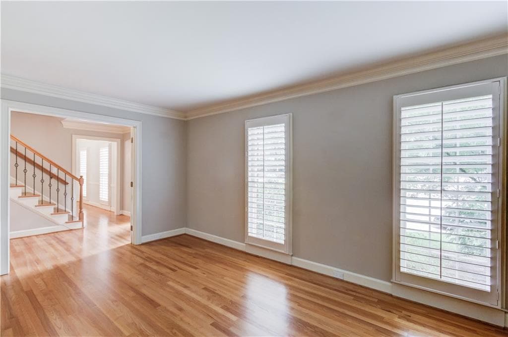 4 bedroom, 4 bathroom, 2,687 sq ft single family residence for sale at 9620 River Lake Drive, Roswell, GA 30075 — photo 9